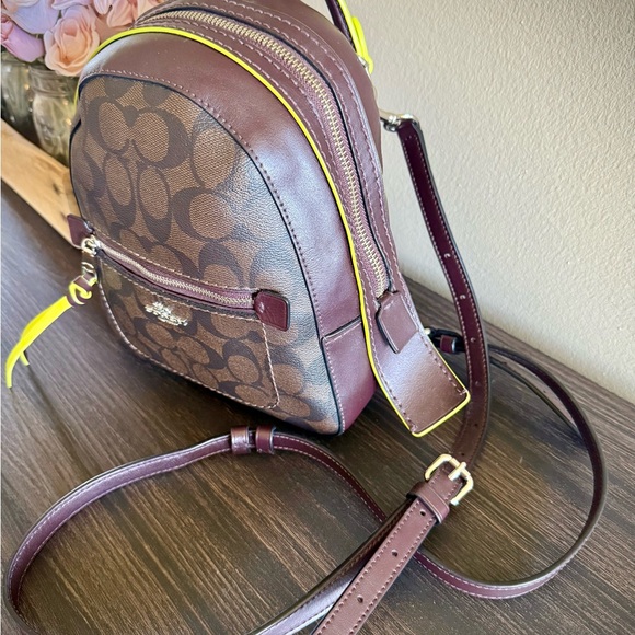Coach Andi Backpack in Signature Canvas and Lime Green EUC - Picture 2 of 10